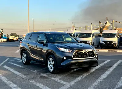 2023 Toyota Highlander LE+ 
2.4L V4 Turbo - AWD 4x4 - Rear Camera + Radar - Auto Trunk - Leather Sea