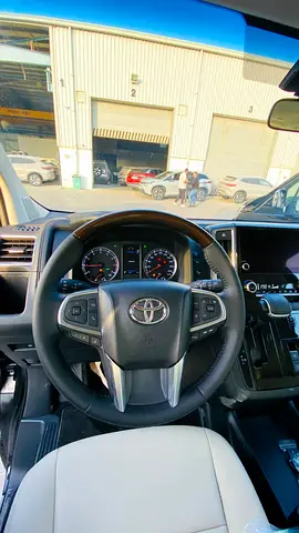 صورة 9 لـ 2026 Toyota GRANVIA