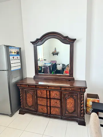 Elegant Vintage Drawer with Mirror