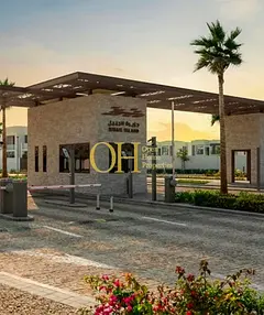 Ready to Move In | Spacious 4BR Townhouse | Prime Community