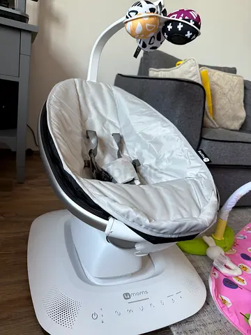 Cozy Baby Bouncer with Music and Vibration