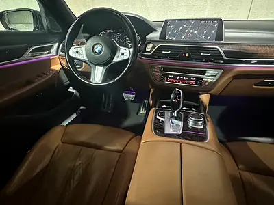 BMW 7 Series 730Li, миниатюра 10