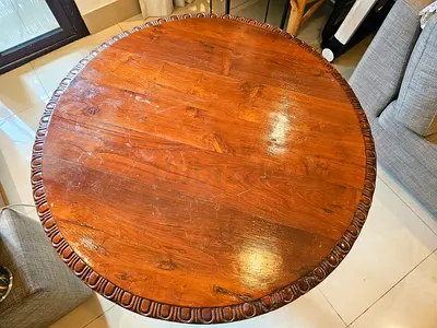 Elegant Solid Antique Wooden Round Table