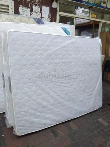 160x200cm Super Queen size mattress.  Same day delivery available