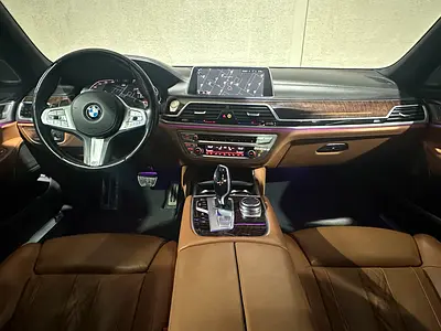 BMW 7 Series 730Li, миниатюра 7