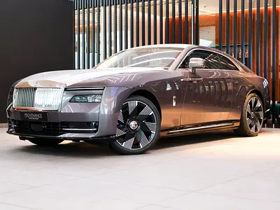 Rolls-Royce Spectre / 2024/ 2614kms