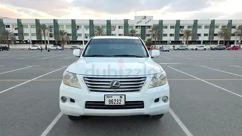 Lexus LX 570 Platinum Model 2010 GCC Specs Full Option Well Maintained