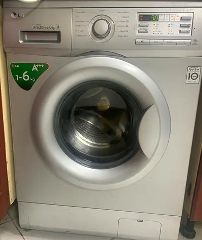 LG direct drive 6 kg washing machine