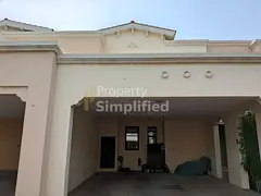 Luxury 3-Bed Villa with Garden and Prime Location