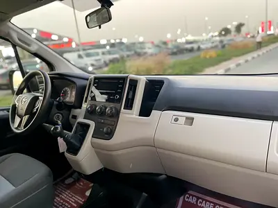 2020 Toyota HIACE 照片 12