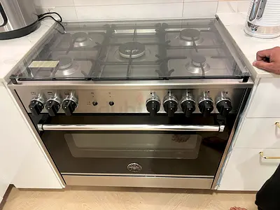 Bertazoni 5 burner full gas cooking range 90 cm