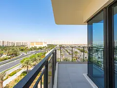 Vacant in April | Corner Unit | Exclusive