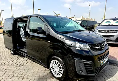 OPEL ZAFIRA 2023 GCC DIESEL very good condition 9 Seats  1 year warranty from MP WARRANTY