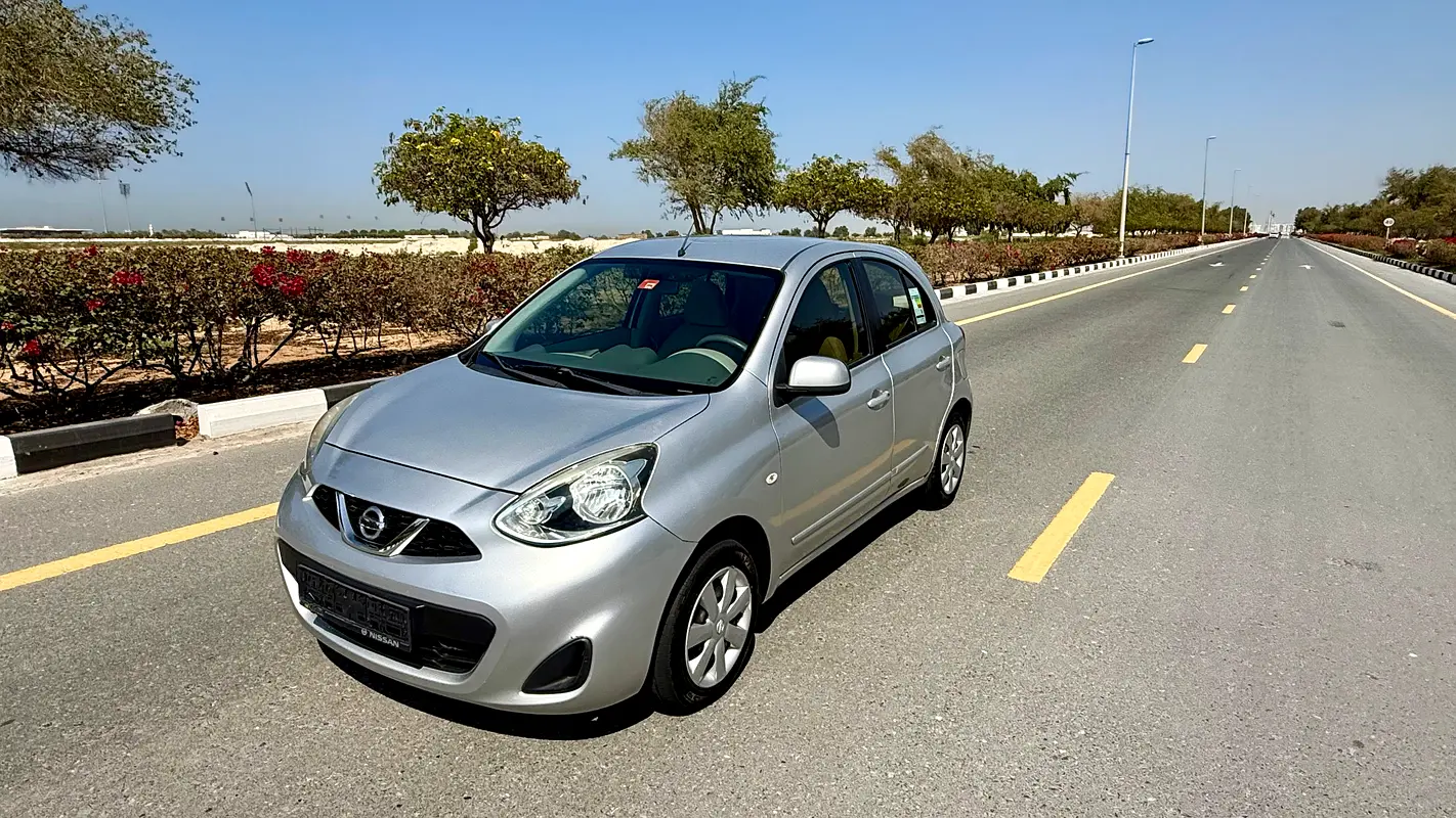 Nissan Micra 2020 — photo 1 of 13