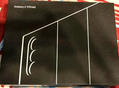 Samsung  Tri fold 16GB 512GB TDRA version