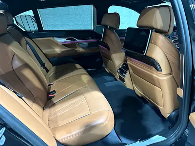 BMW 7 Series 730Li, миниатюра 9