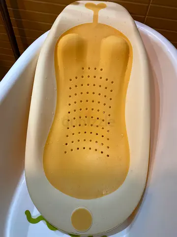 Gentle Baby Bath Tub for Comfortable Bathtimes