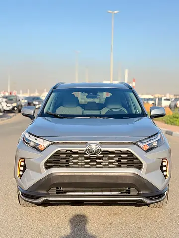 TOYOTA RAV4 XLE FULL OPTION 2025 well maintained