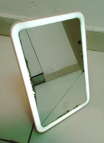 Compact LED Makeup Mirror