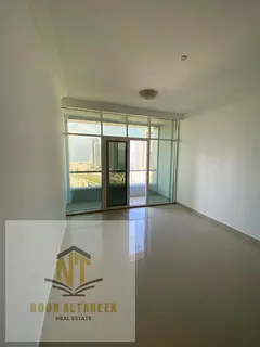Al Taawun Apartment, 3 rooms, a living room, 4 bathrooms, a balcony, a maid’s room, parking, a fre