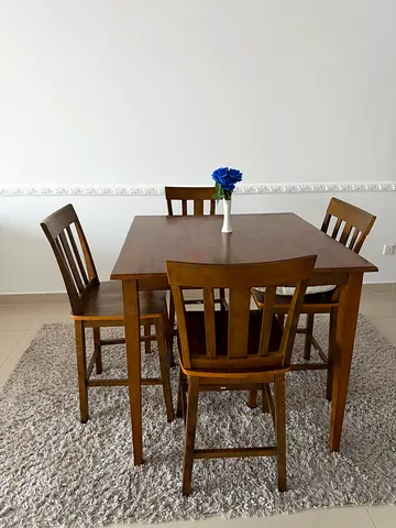 Dinning Table