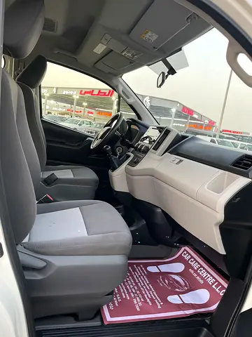 2020 Toyota HIACE 照片 13