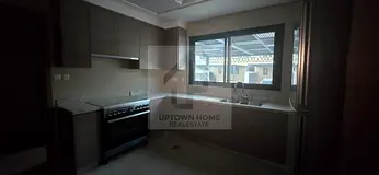 3 Bedrooms SSC | midd | Freehold