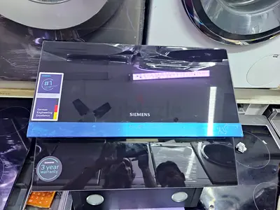 Siemens brand new built-in wall mounted extractor hood 60cm