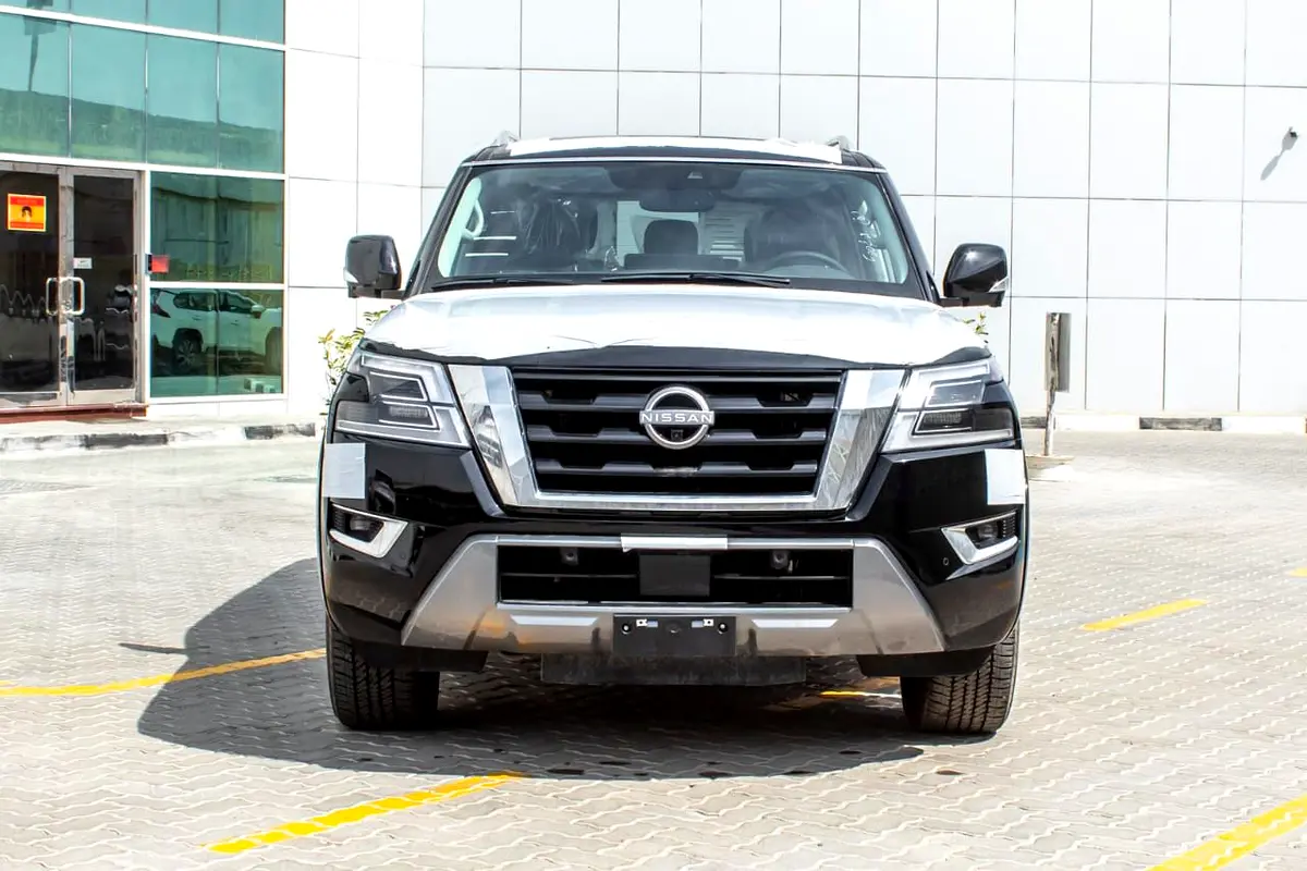 Nissan Armada 2024 — photo 1 of 15