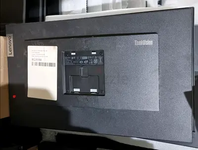 2K Lenovo 24inc Bezel Less IPS Display QHD LED Monitor With Hidrolic Stand 2023 Year Model P24q-30