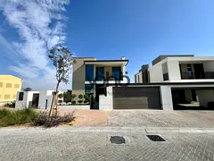 CORNER VILLA | ELEVATED | LANDSCAPED