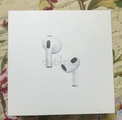Apple AirPods: Wireless Convenience