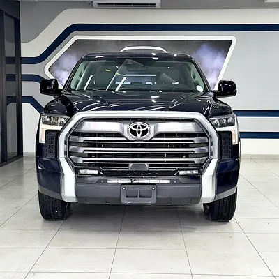 2023 Toyota TUNDRA — фото 2