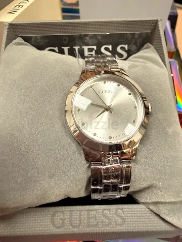 Guess womens watch round silver