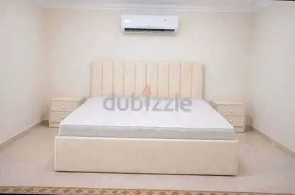 Brand new Queen size Bed Storage bed medical mattress queen bed family bed