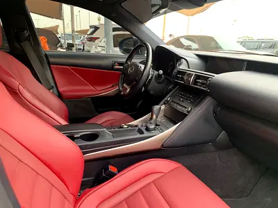 صورة مصغرة 9 لـ 2020 Lexus IS-SERIES