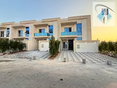Opportunity to rent a 5-bedroom villa with a living room, majlis, maid's room, and roof terrace 