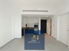 Specious 1 Bed | Prime Location | Ready to Move | 10 days Free