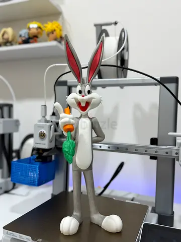 Bugs Bunny Figure - Perfect for Collectors!