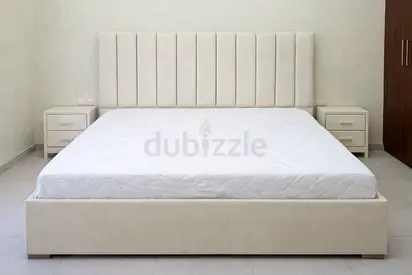 Brand new Queen size bed storage bed nd medical mattress queen bed family bed