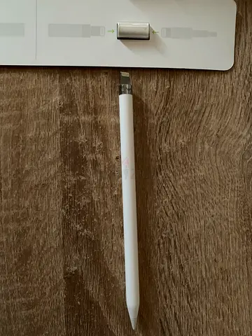 Apple Pencil - Excellent Condition ( negotiable