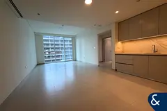Brand New | Large Layout | 12 Cheques