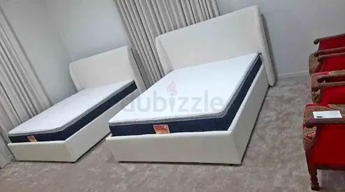 Elegant White Bed Set with Comfortable Mattresses