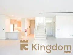 CORNER UNIT | SINGLE ROW | LARGE TOWNHOUSE 4BR+M