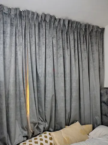 Elegant Grey Curtains for a Sophisticated Look