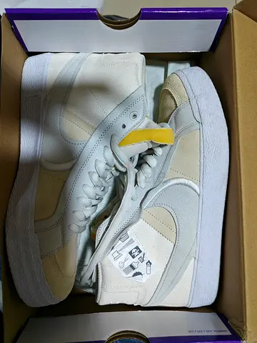 Nike SB Zoom Blazer MD PRM Plus Sneakers - Size 10.5 (UK) / 12 (US) Offers Great Style and Comfort