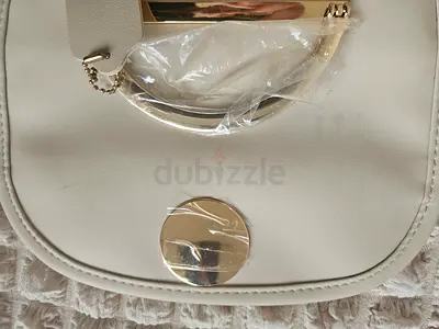 Chandelli Makeup Organizer Bag
A stylish and practical organizer designed to keep all your makeup an