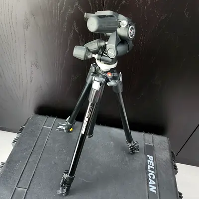 Manfrotto 804RC2 Tripod