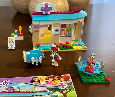 LEGO Friends 41085 Vet Clinic