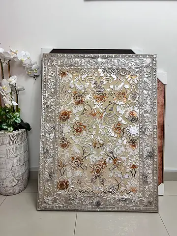 Brand new Beautiful Decorative Wall hanging (dimensions 120*90 cms) original price 349 AED